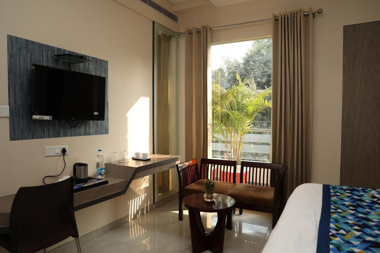 Hotel Pinaka Inn 러크나우 외부 사진