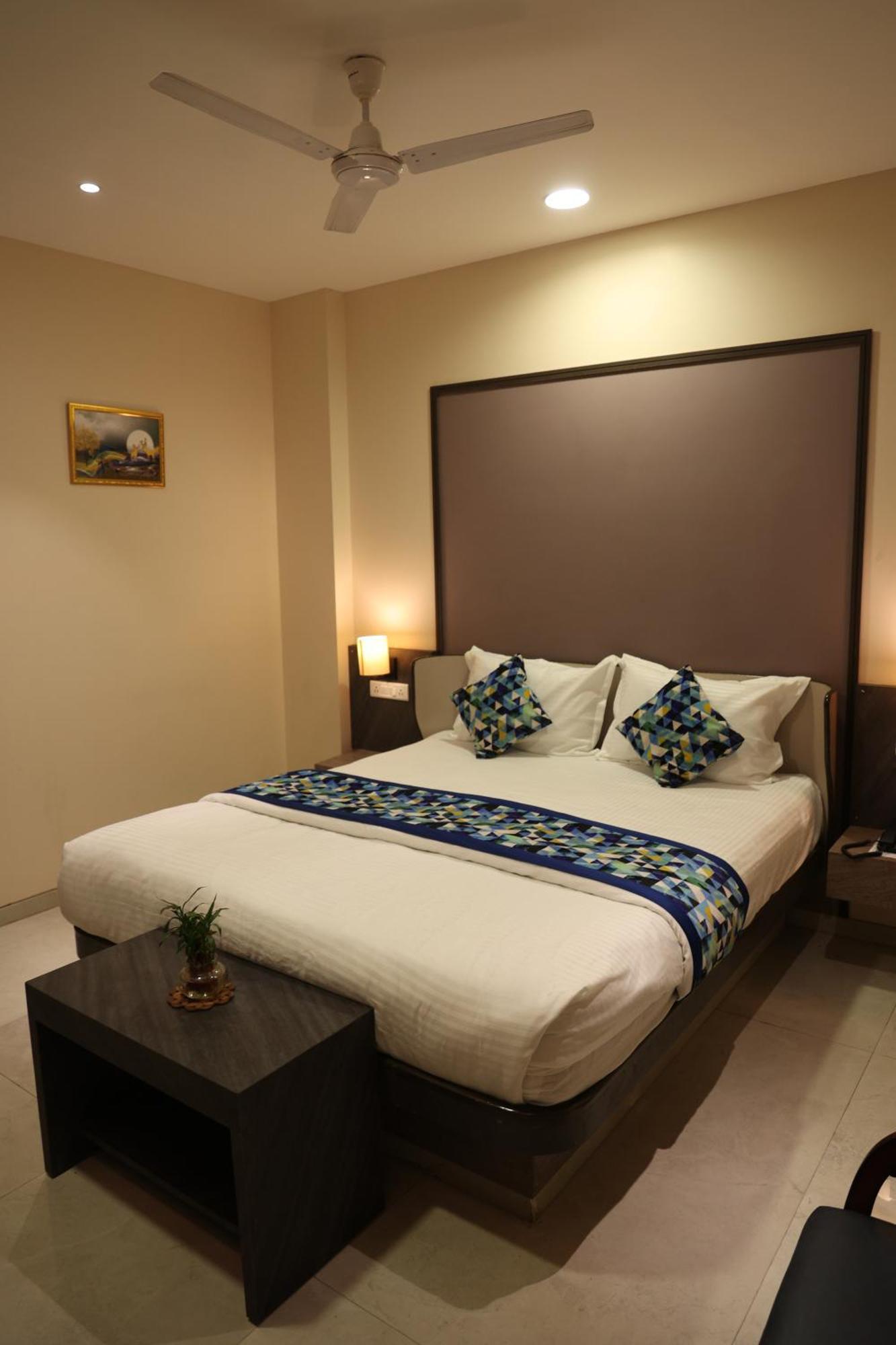 Hotel Pinaka Inn 러크나우 외부 사진