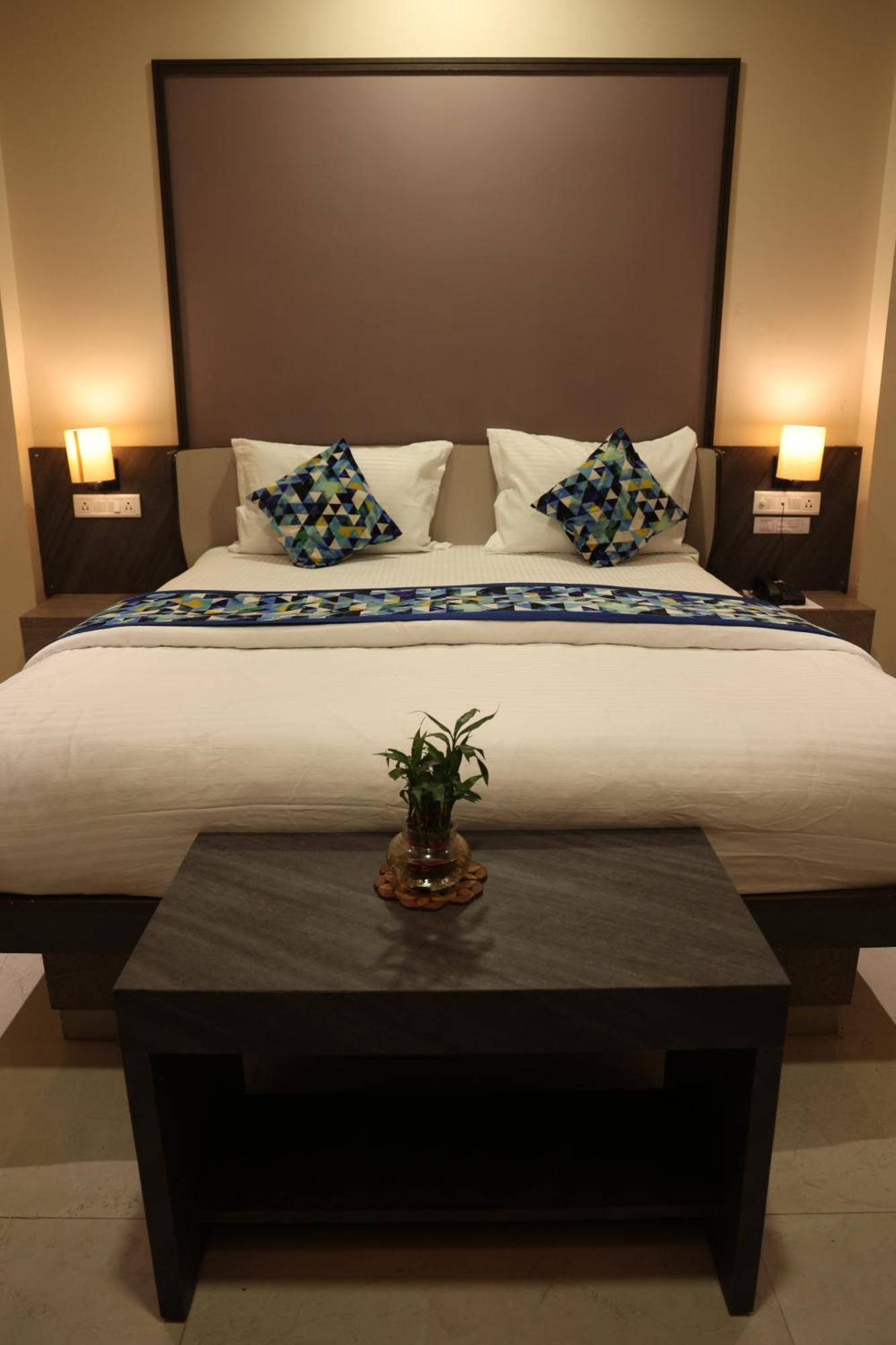 Hotel Pinaka Inn 러크나우 외부 사진
