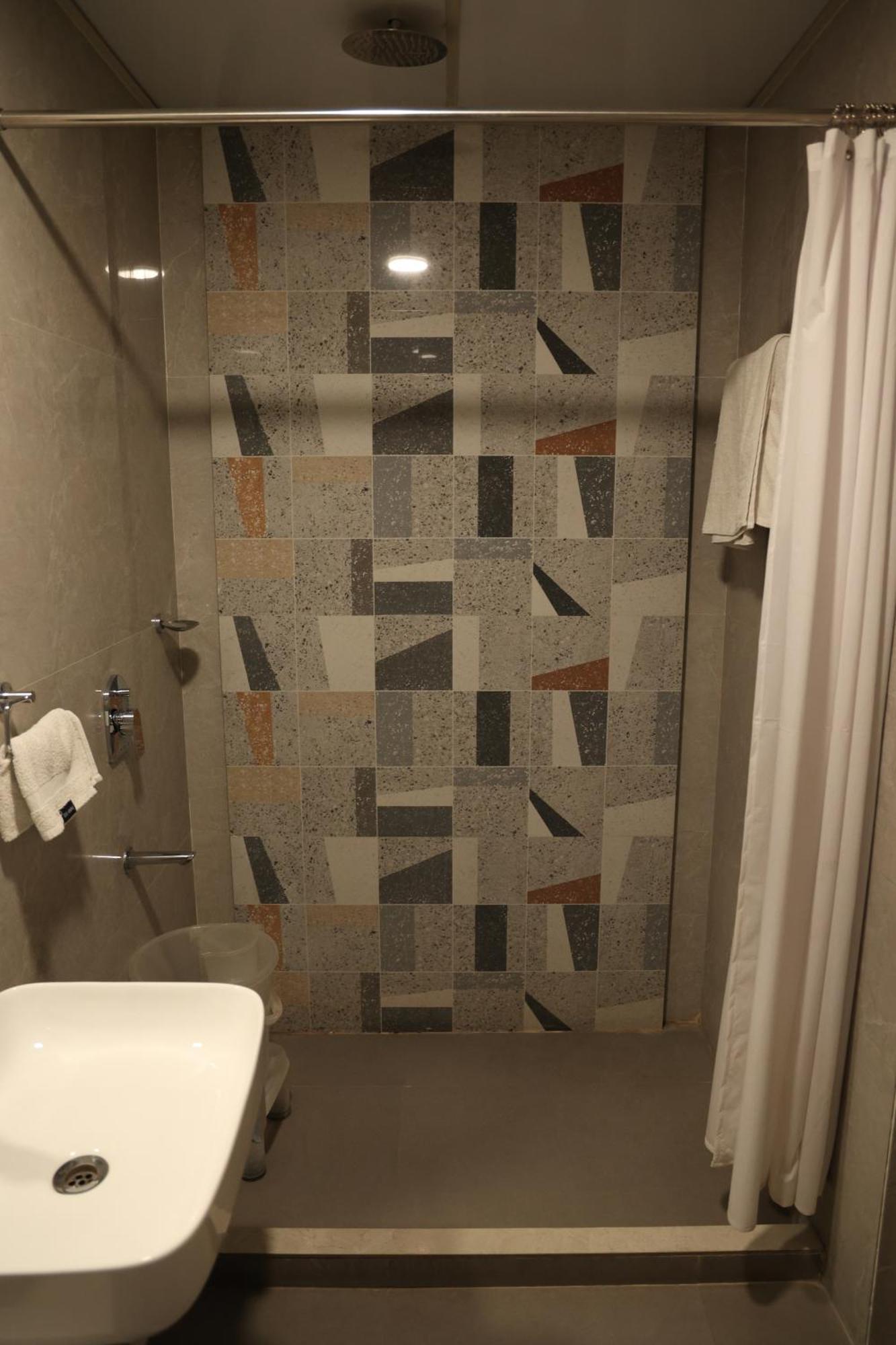 Hotel Pinaka Inn 러크나우 외부 사진